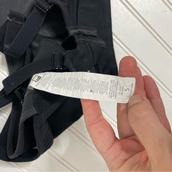 Fabletics Joliet High Impact Sports Bra 175 - Picture 3 of 6